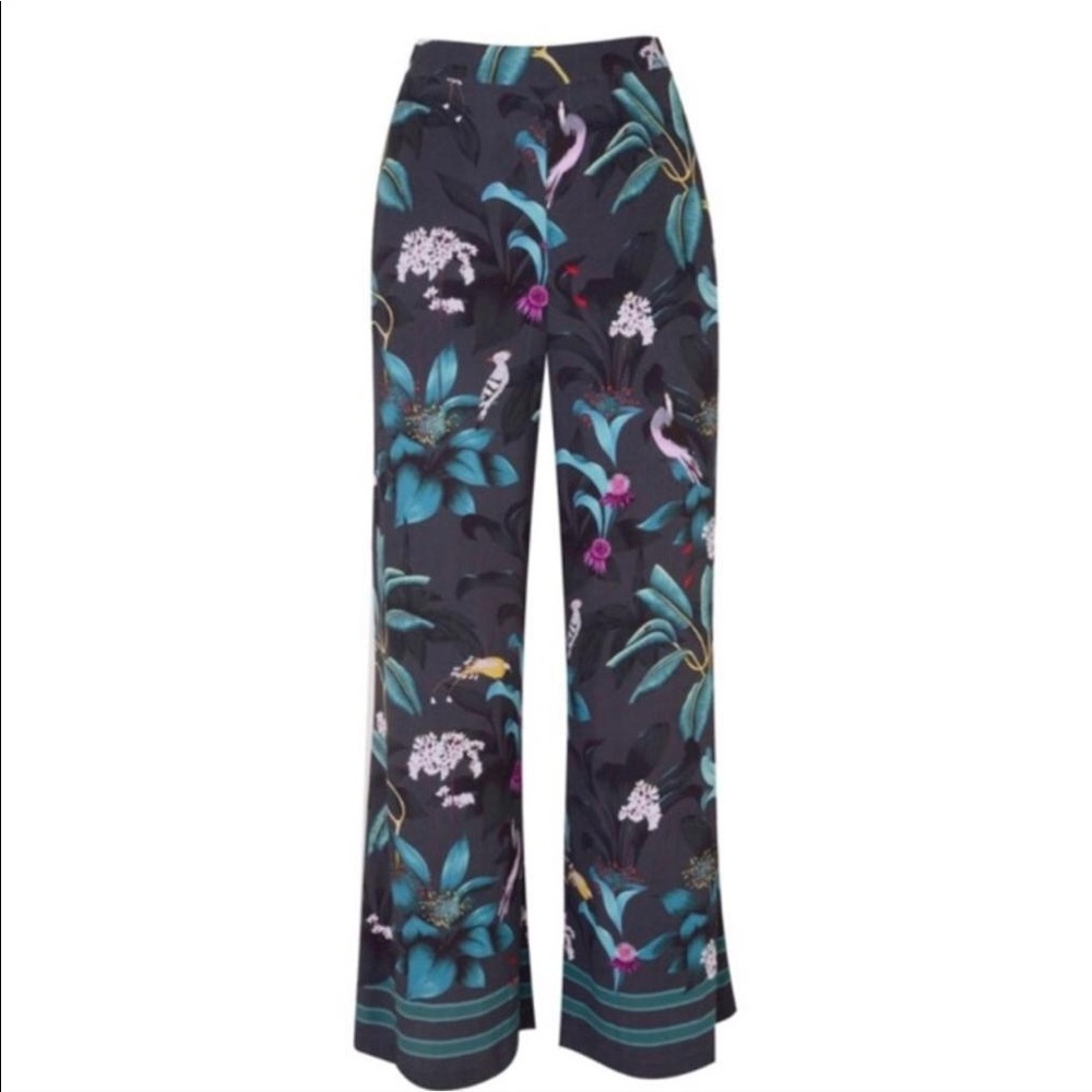 ISO H&M Anna Glover floral pants